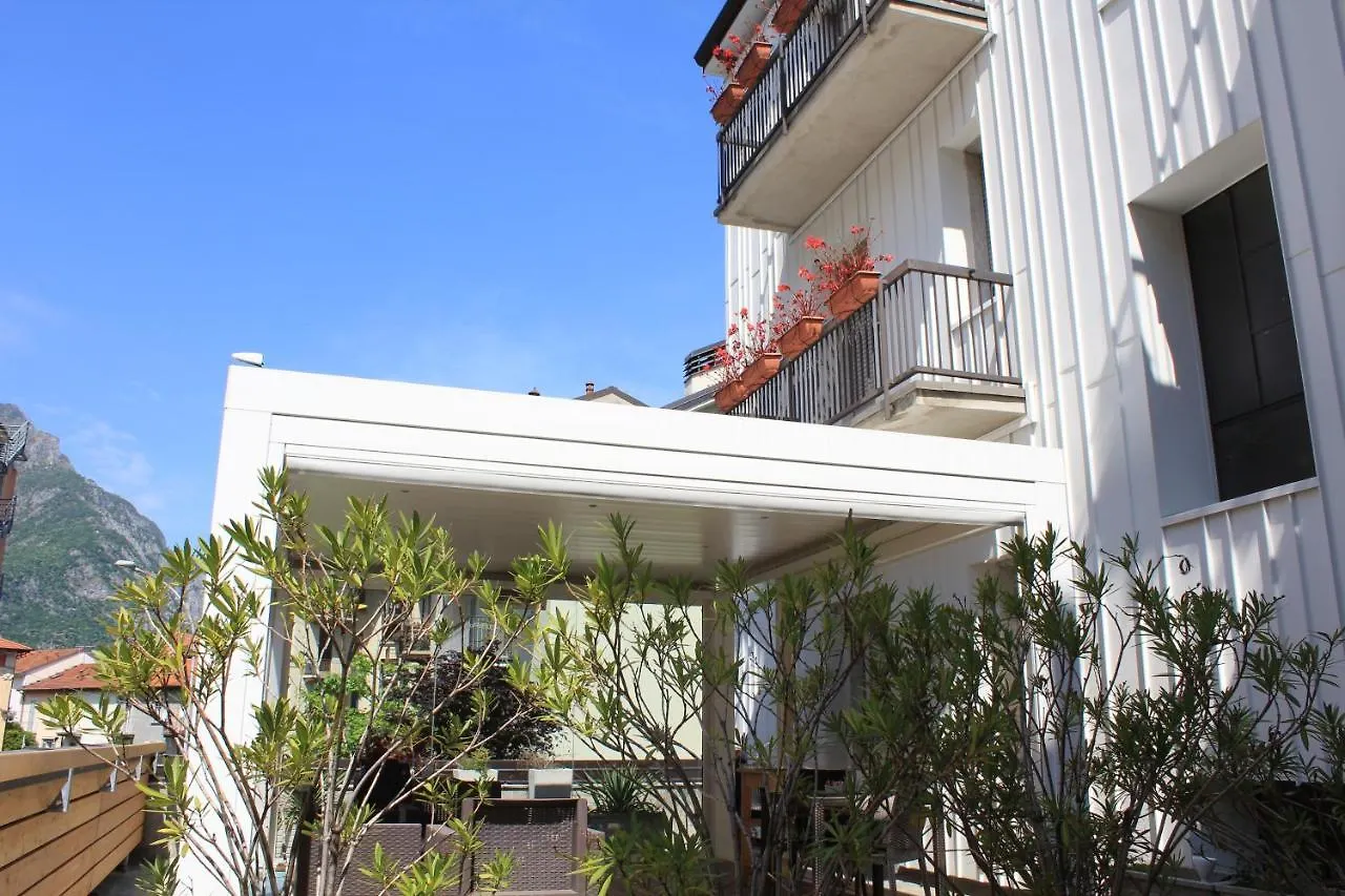 Solosonno Lecco Bed & Breakfast